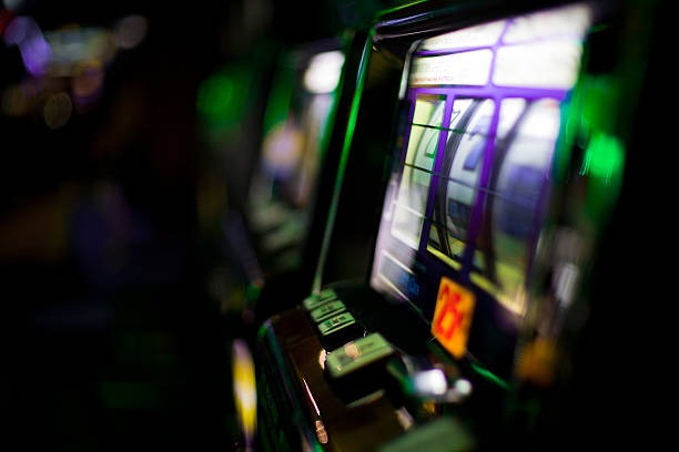 33 2d Slots